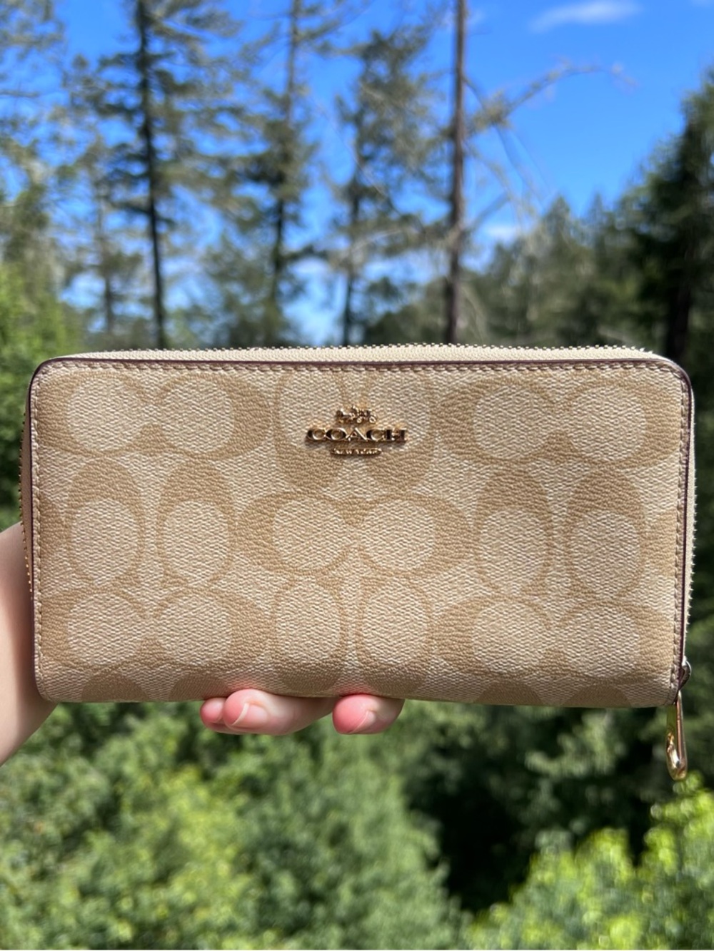COACH Long Zip-Around Wallet Signature Canvas Khaki with Gold Hardware AUTHENTIC